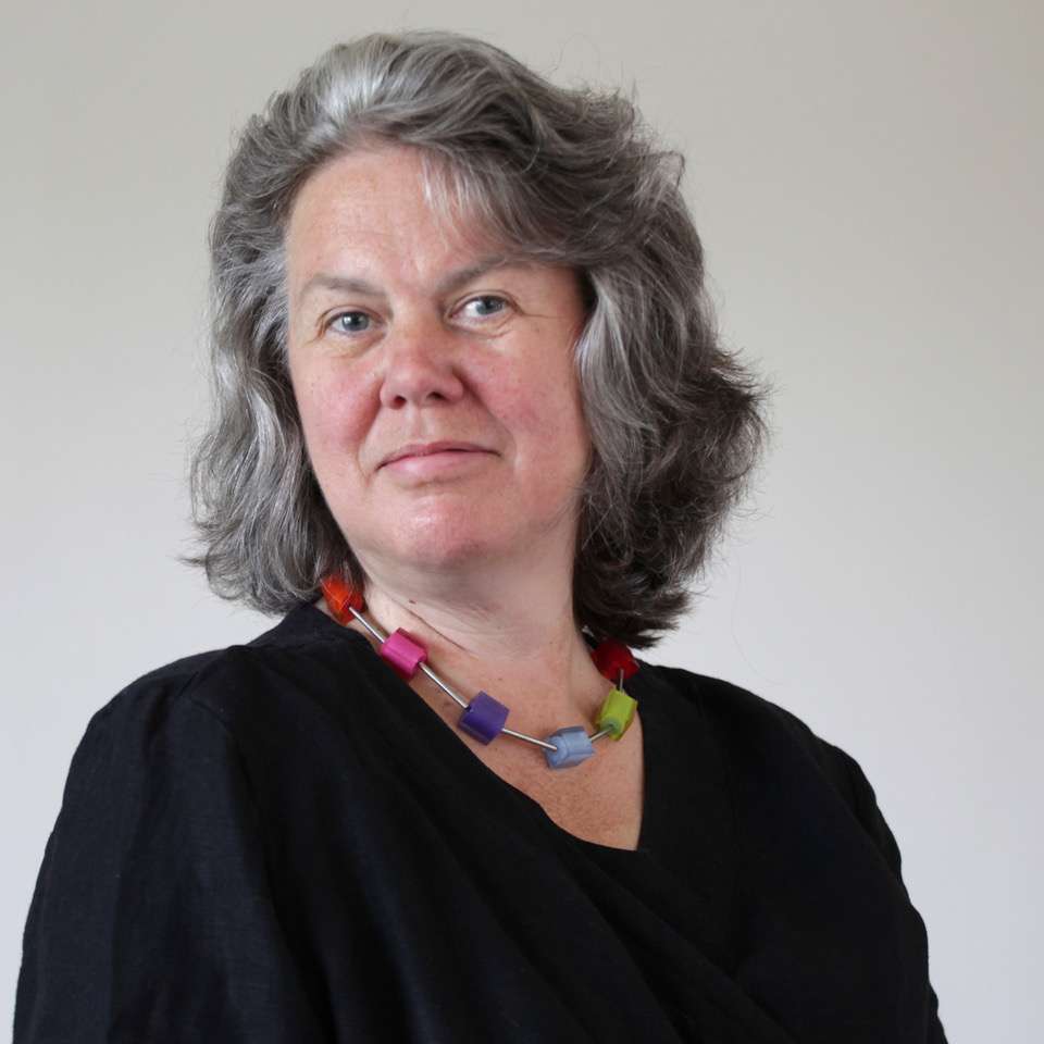 Meg McDonald BA Hons, BSc (Ost), MCoHMA